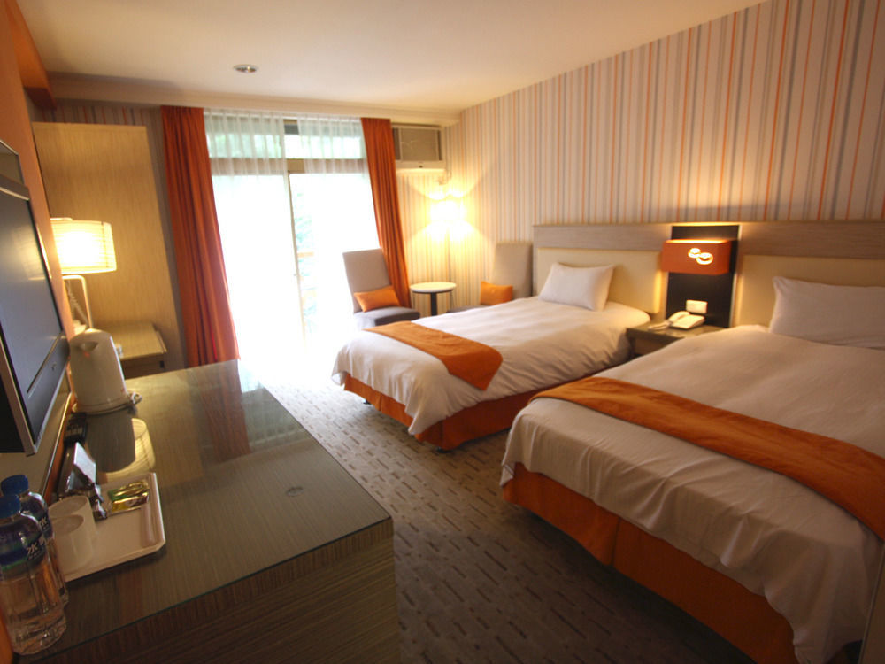 Uni-Resort Mawutu Guanxi Bagian luar foto